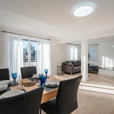 Am Starnberger Apartment